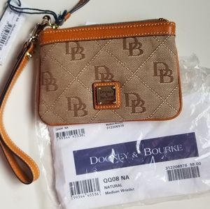 Dooney & Bourke Medium Wristlet